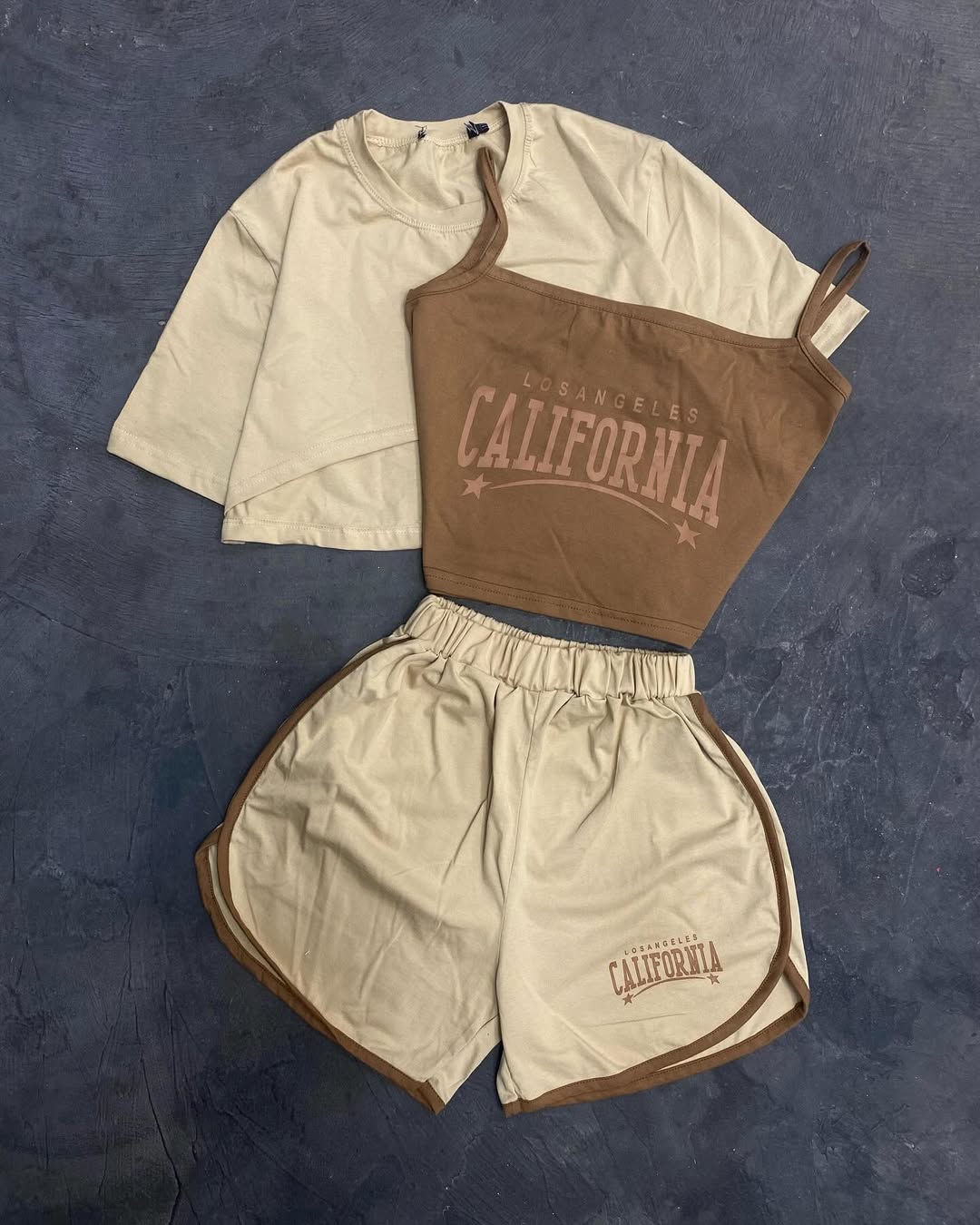 3-Piece Contrast Bind Gymwear Set – Top & Shorts for Girls