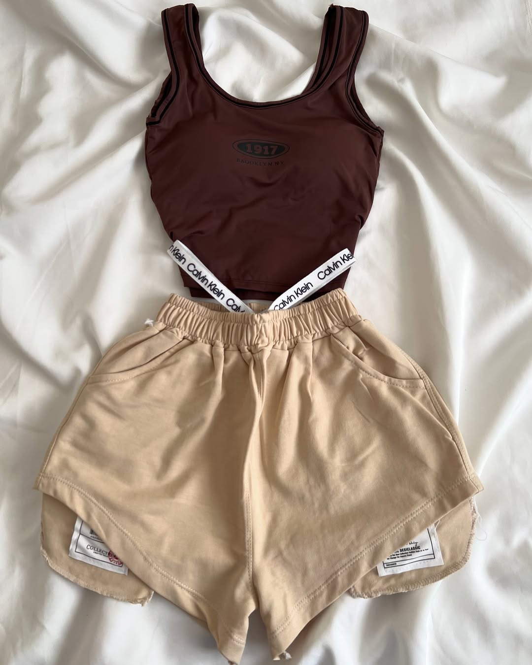 2-Piece Contrast Bind Gymwear Set – Top & Shorts for Girls