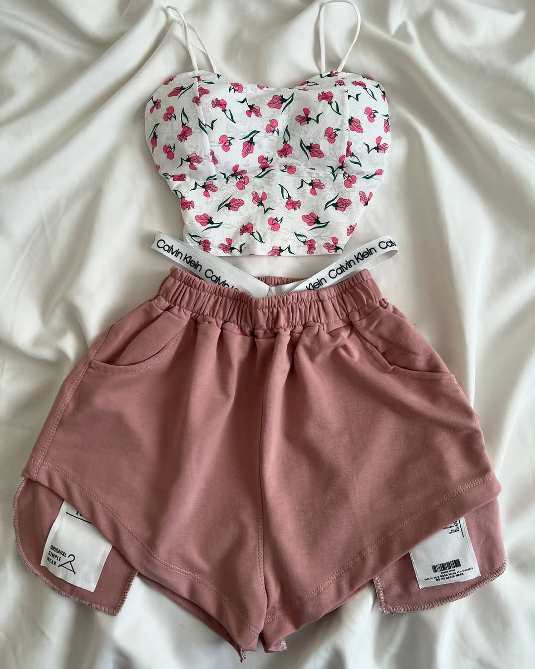 2-Piece Contrast Bind Gymwear Set – Top & Shorts for Girls